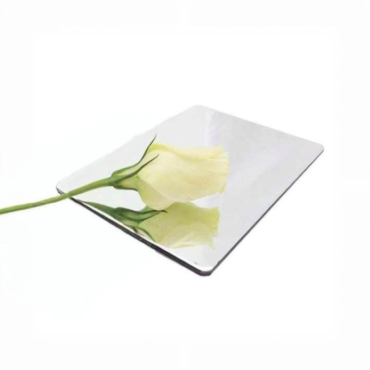 Ano ang Nagiging Mahusay na Pagpipilian ang Mga Silver Mirror Aluminum Composite Panel para sa Iyong Mga Proyekto